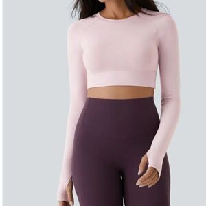 2508 NWT Halara Solid Thumb Hole Cropped Yoga Sports Top Pale Pink Small